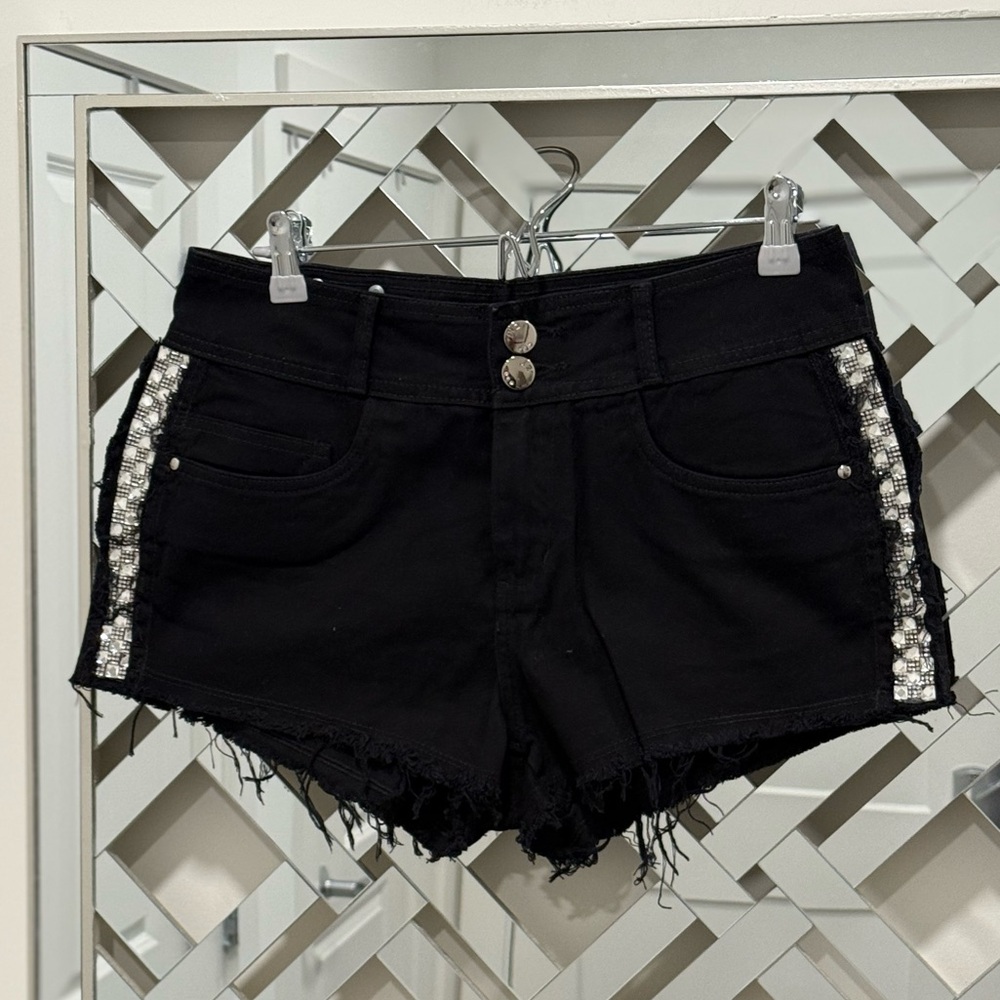 Black Jeans Sequin-Trimmed Women Shorts - Size BR40 - US 6-8 - EUC